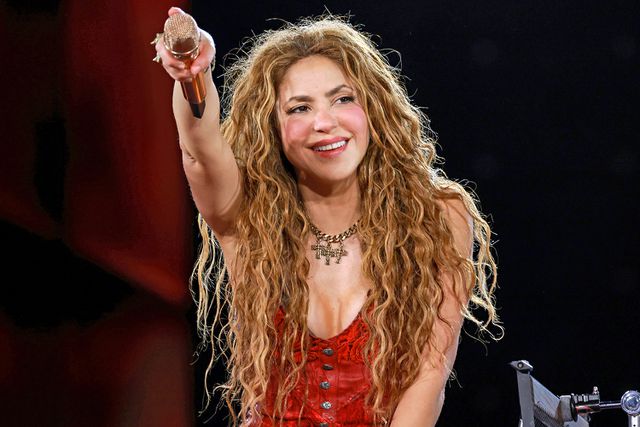 Shakira performs onstage during Shakira: Las Mujeres Ya No Lloran World Tour - New Jersey Night One Kevin Mazur/Getty Shakira.